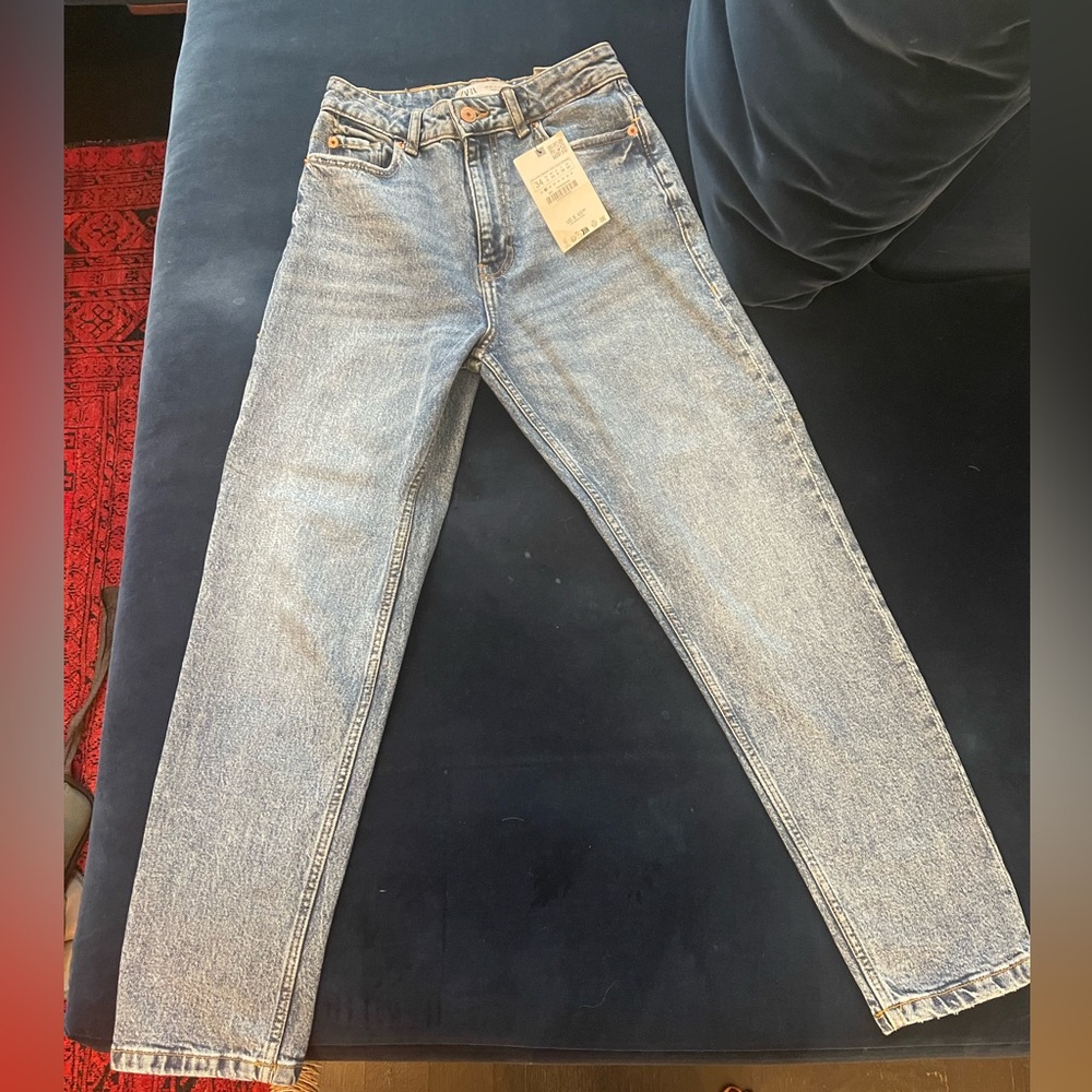 Zara Mom Fit Jeans High Rise Slim Ankle Comfort Size 2 NWT